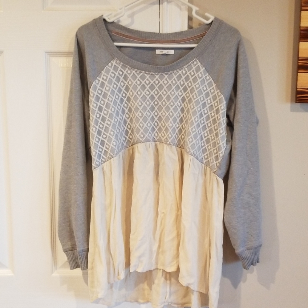 Maurices top